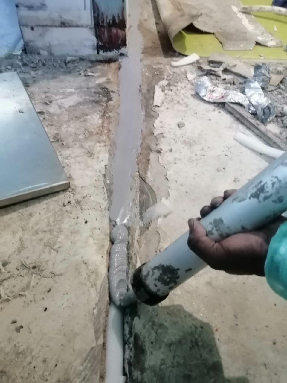 Best Polyurethane Sealant for Roofs, Walls & Construction Joints in Pakistan