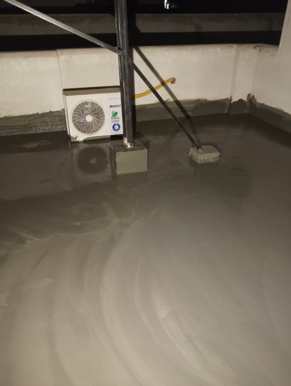 Robust RC-7 Seal | High-Strength Cementitious Waterproof Coating for Roof Heat & Water Protection